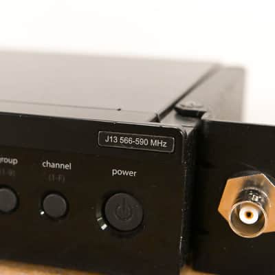 Shure P3T-J13 PSM300 Wireless Transmitter - J13 Band (NO POWER SUPPLY) CG01YFA image 5