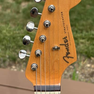 Fender Classic Player '60s Stratocaster With Hard case image 2