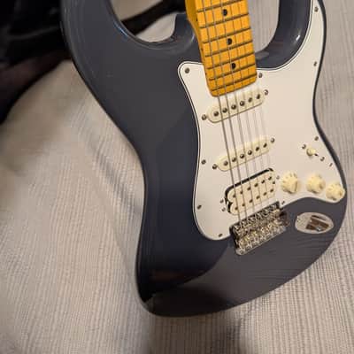 Fender American Professional Classic Stratocaster HSS 2026 - Faded Black image 8