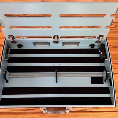 Schmidt Array SA-750xdm Pastel Turquoise Professional Pedalboard SA-750xdm image 2