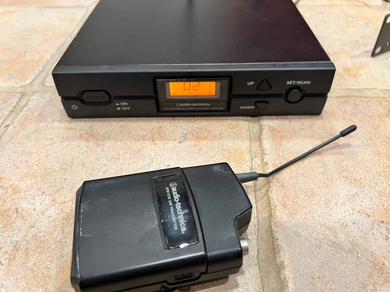 Audio-Technica ATW-R2100 / ATW-T210aD image 1