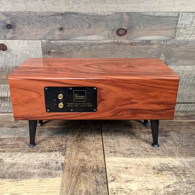 Vienna Acoustics Maestro Center Speaker With MCM Legs image 10