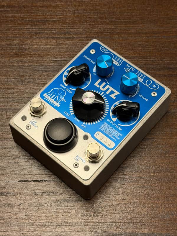 Horrothia Lutz - Fuzz image 1