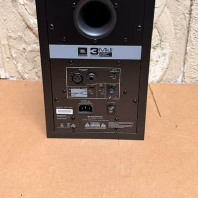 JBL 305P MkII 5" Powered Studio Monitor - SINGLE image 5