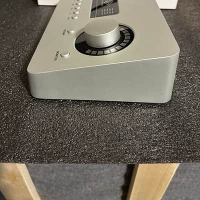 Universal Audio Apollo Solo Heritage Edition USB 3.0 Audio Interface 2020 - Present - Silver image 3