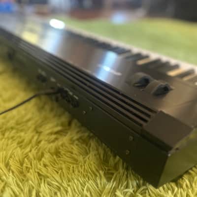 Yamaha S08 88 Key Synthesizer Workstation Piano image 7
