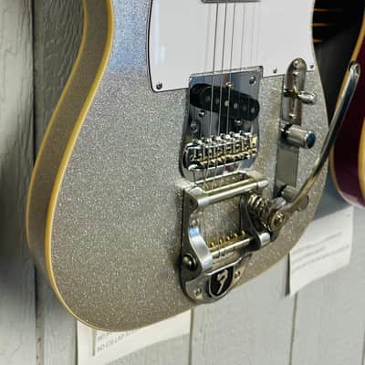 Fender Telecaster with bigsby 2025 - Silver metallic image 4