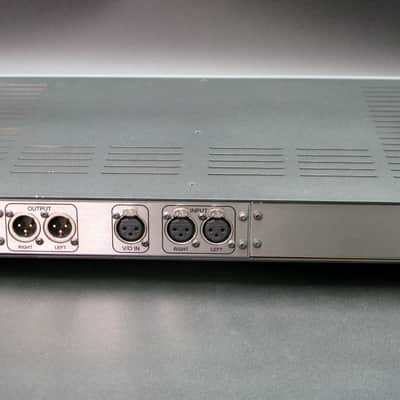 Calrec DL 3678-2 Stereo Compressor/Limiter -Neve, SSL knobs image 7