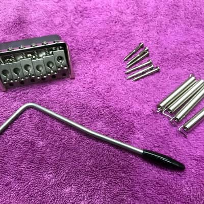 PRS SE Molded Tremolo Bridge 2024 image 1