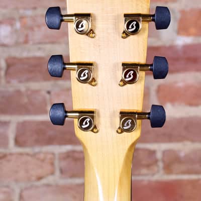 Breedlove Organic Artista Concerto CE Natural Shadow image 4