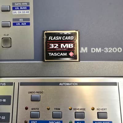 TASCAM DM-3200 + IF-FW/DM + passende PCIe-Karte – 32 In/Out – Studio image 5
