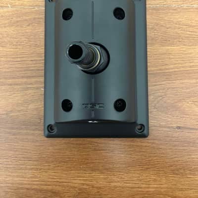 QSC iD8 Intellidock Mounting System image 6