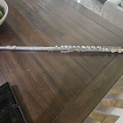 Yamaha YFL-261 Standard Open Hole Flute | Reverb