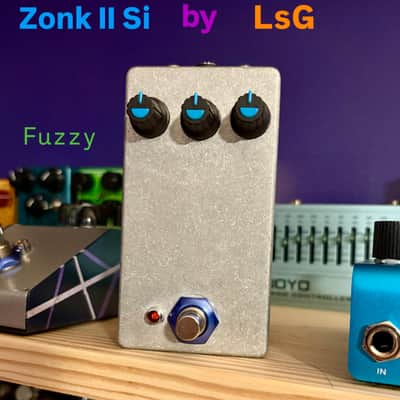 Lightsoundgeometry Zonk Machine Fuzz image 1
