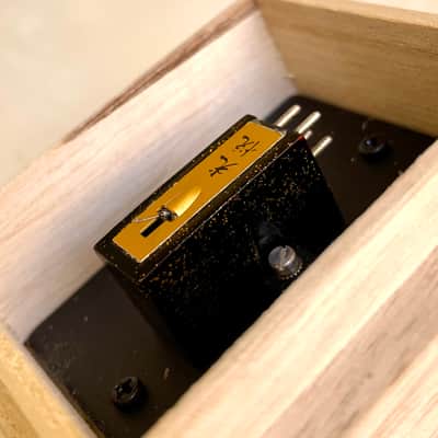 Koetsu Urushi Black MC Phono Cartridge, Samarium cobalt magnet, Silverplated Copper Coil, Boron Cantilever image 9