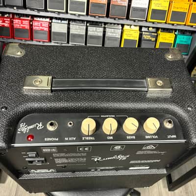 Immagine Fender Rumble 15 V3 15-Watt 1x8" Bass Combo 2015 - Present - Black - 6
