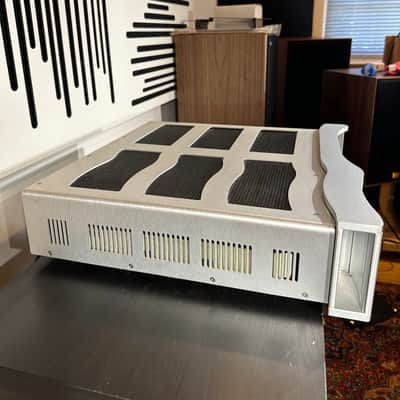 Theta Digital Generation VIII DAC / Digital Signal Processor -Silver image 8