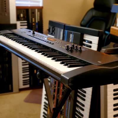 MUST SEE!!! ROLAND JUNO D FULLY INSPECTED SERVICED AND IN AMAZING CONDITION! image 3