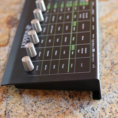Waldorf Pulse 2 Analog Synthesizer like NEW! image 9