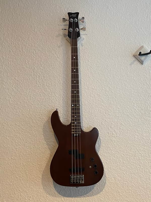 Maton JB 4 2010 Bass Guitar w Original Case image 1