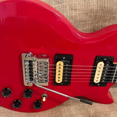 Gibson Vintage 80's Very good Condition 2nd Owner Electric Guitar Case Candy 1980's - Nitro image 2