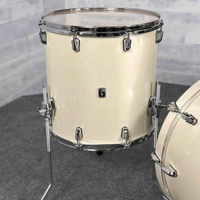 British Drum Company Enigma 3pc Club Drum Set Satin Olde English White image 4