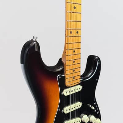 Fender American Ultra Luxe Stratocaster USA Electric Guitar - Sunburst image 4