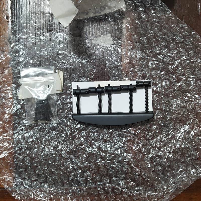 Hipshot Vintage 5-String .750 (19mm spacing) Bass Bridge Black image 1