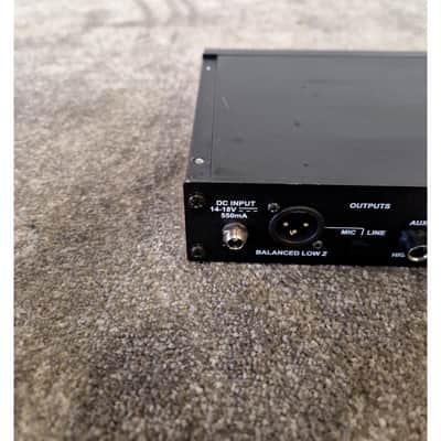 Shure ULXP4 829-865 MHZ Receiver - Receiver - Excellent image 8