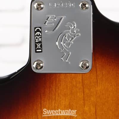 Fender Eric Johnson Stratocaster - 2-Color Sunburst with Maple Fingerboard (StratEJ2SBd2) image 3