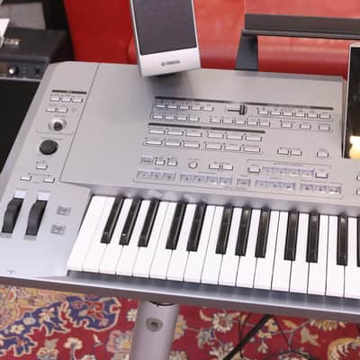 Yamaha Tyros 5 - Speakers & Stand & Cover **COLLECTION ONLY** - 2nd Hand image 9