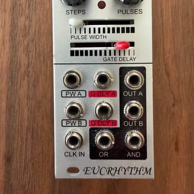 Hikari Instruments Eucrhythm - Dual Euclidean Sequencer image 3