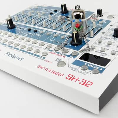Roland SH-32 Synthesizer + Made in Japan + Top Zustand + 1,5 Jahre Garantie image 3