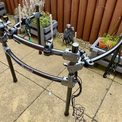 Roland Roland drum rack plus 4 Tom mounts ..plus 2 stand mounts 2003 image 3