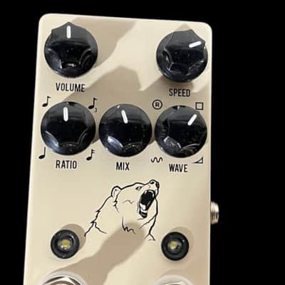 JHS Kodiak Tremolo | Reverb