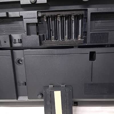 Yamaha PSR-E243 61-Key Digital Keyboard — Working — USB MIDI — 153 Voices — Lesson Mode — 2013 image 4