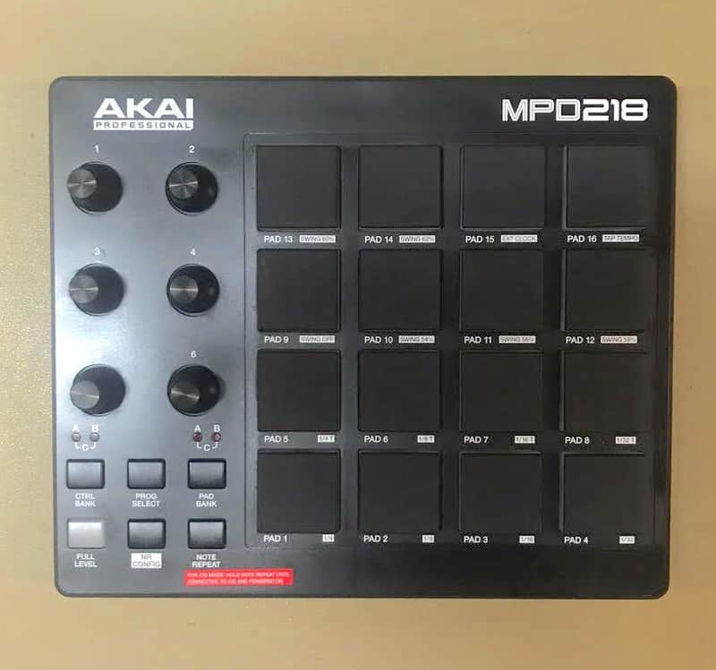 Akai Professional MPD218 USB Drumpad Controller (Used) image 1