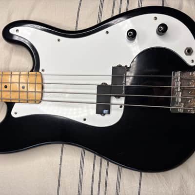 SQUIER SQ BULLET BASS MADE IN JAPAN 4 STRING BASS GUITAR 1980's image 1