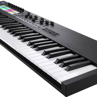Novation Launchkey 61 MKIII MIDI Keyboard Controller 2020 - Present - Black