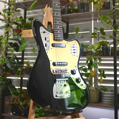 *New in Box* Fender MIJ Traditional II '60s Jaguar 2025 - Black with Gold Anodized Pickguard image 3