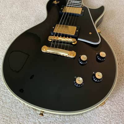 2010 Gibson Les Paul Custom 1960 Black Beauty "Gold Book" 50th Anniversary image 3