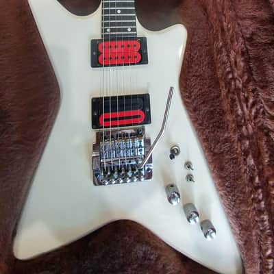 Carvin V220 1984 - Gloss White image 1