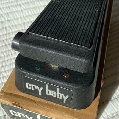 Original Rev. 3 Dunlop BB535 Series Cry Baby Wah w/ box & plastic on bottom image 3