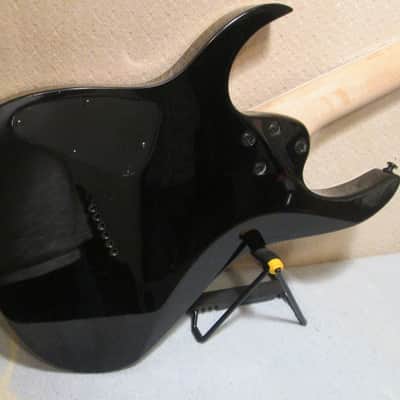 Ibanez RG Superstrat 2000's Black / Natural image 14