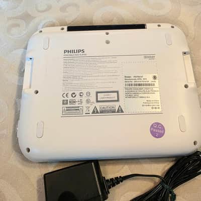 Philips Philips PD700/37 White Black 7 Inch LCD Screen Portable DVD Player. image 2