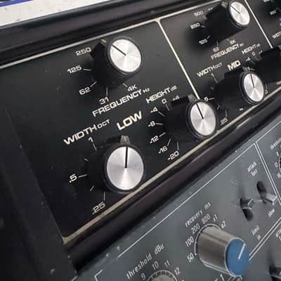 Moog MKPE Three Band Parametric Equalize image 2