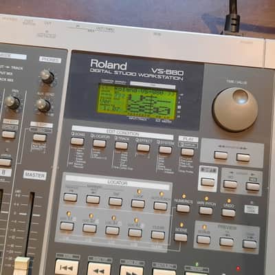 Roland VS-880 Digital Studio Workstation 1996 - 1998 - Gray image 2