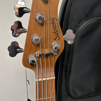Sadowsky MetroExpress Hybrid P/J Bass 5-String with Pau Ferro Fretboard - Olympic White image 3