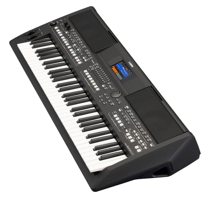 Yamaha PSR-SX600 61-Key Digital Workstation image 1