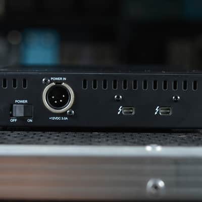 Universal Audio UAD-2 Satellite QUAD Core Thunderbolt DSP Accelerator 2019 - 2020 - Black image 3